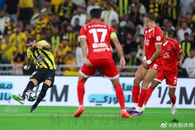 马卡:本泽马恢复状况非常好 他已准备好了强势回归